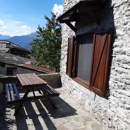 Apartamento With Garden, Ciâbőt La Garitüla Oulx